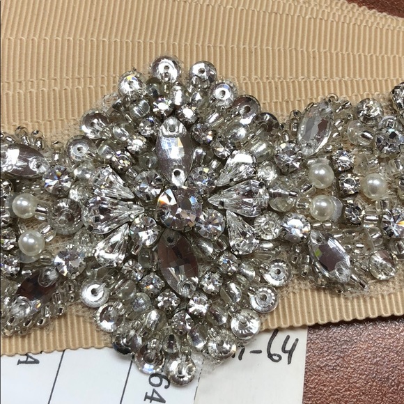 NWT BRIDAL BELT